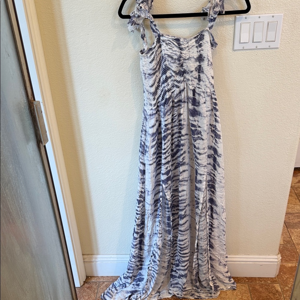 Surf Gypsy White and Navy Tie-Dye Maxi Dress with Smocked Bodice